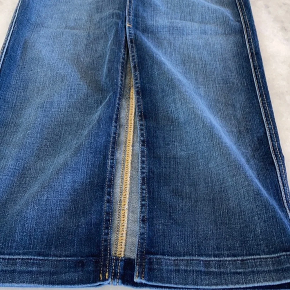 7 For All Mankind Button Fly Long Denim Jean Skirt - Picture 10 of 10